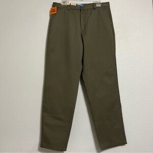 Dockers Stain Defender Classic Fit Flat Front Khaki 14 Med NWT